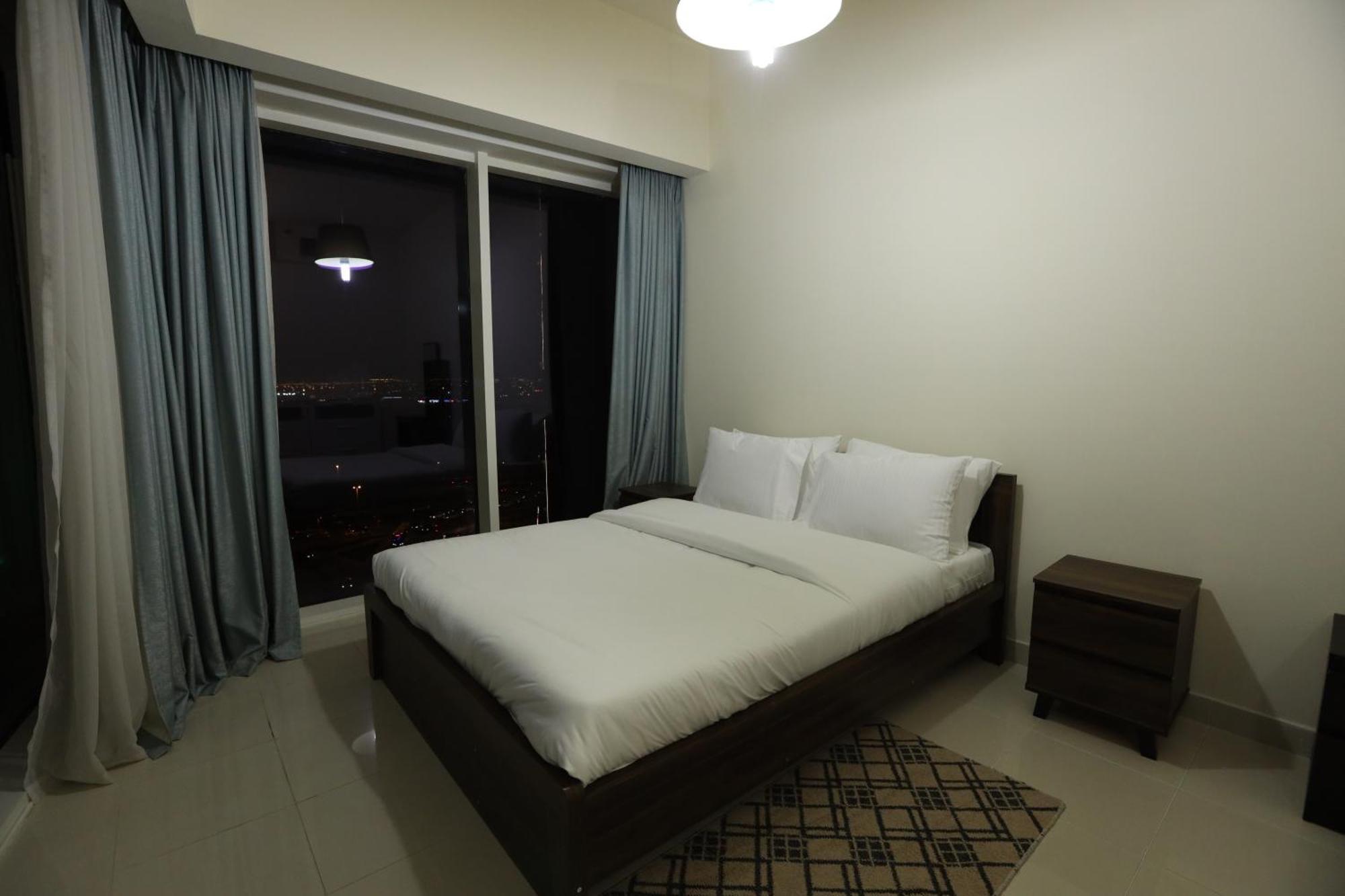 Brown Stone Homes Canal View Ww Апартаменти Дубай